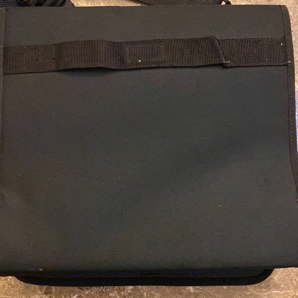 crop in style shoulder bag - Picture 6 of 6